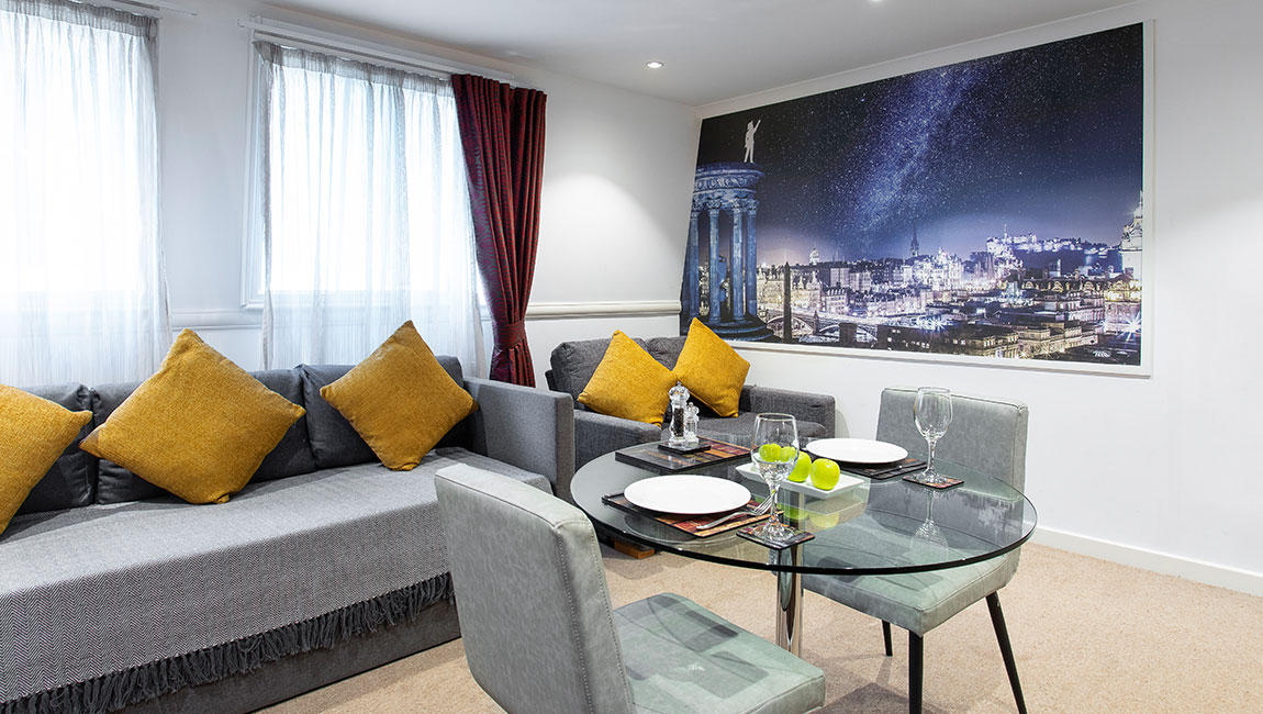 One-Bedroom-Family-Suite-3